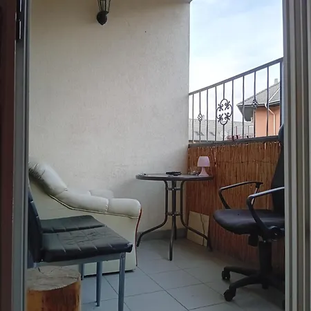 Haz Apartment *